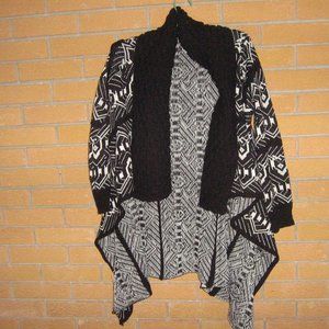 Jade & Juliet Ladies Cardigan, Size Large